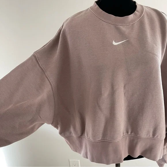Nike Sportswear Phoenix Dusty Pink Crewneck Sweatshirt - Picture 5 of 11